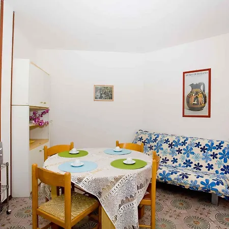 In 45663 Apartment *